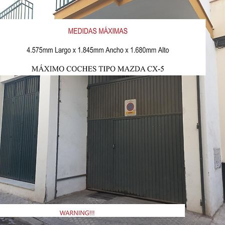 Azahar Metropol Parasol, Parking Gratis Para Coches Medianos Sevilla Eksteriør billede